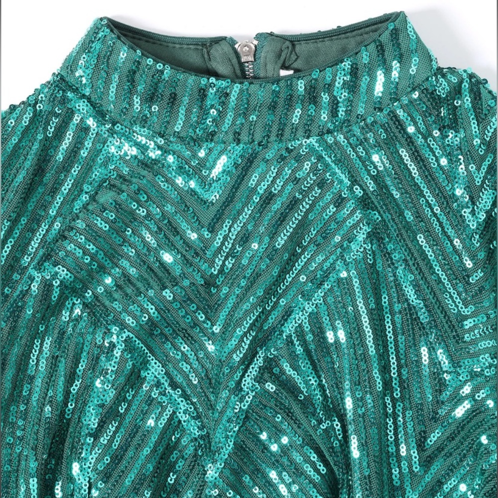 LOVE&LEMONADE Mermaid Hem Sequin Formal Dress/Gown in Green size S